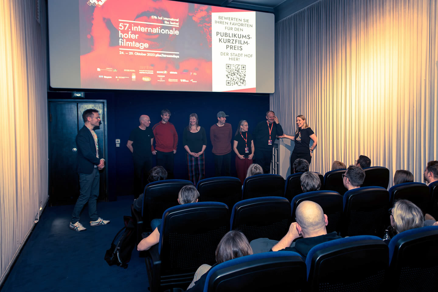 Das Team von HINTER GUTEN TÜREN bei den 57. Internationalen Hofer Filmtagen 2023