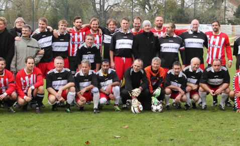 Fußball-Traditionsspiel: FC Hofer Filmtage gegen FC Filmwelt